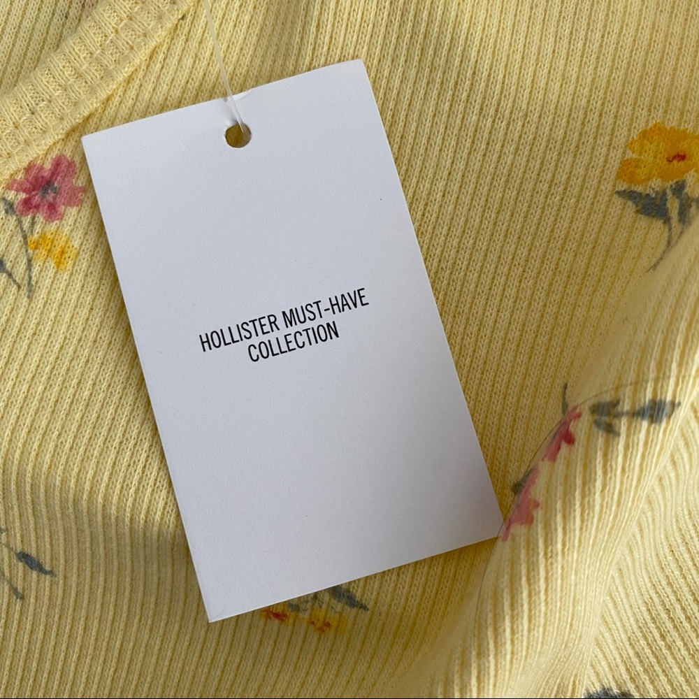 NWT Hollister & Co Baby Tee yellow floral … - Picture 10 of 10